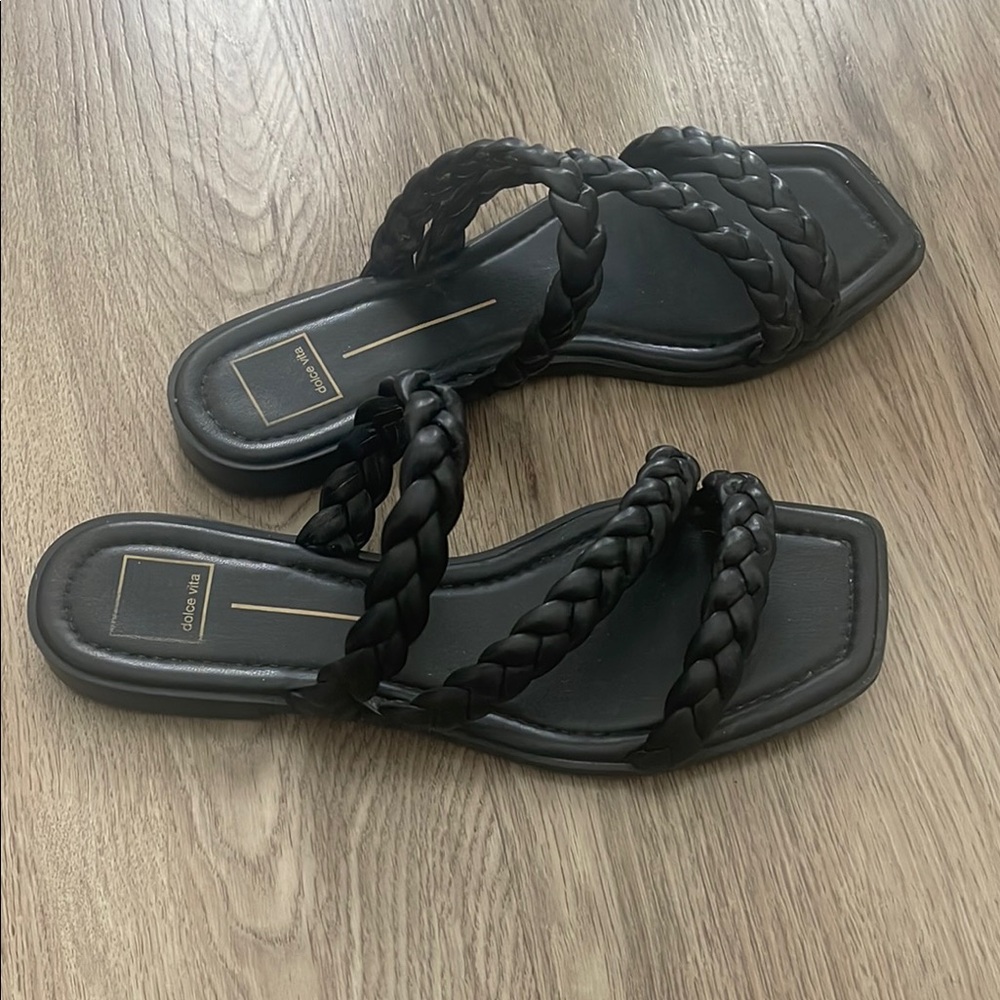 Dolce Vita Black Sandals Braided Thong Style